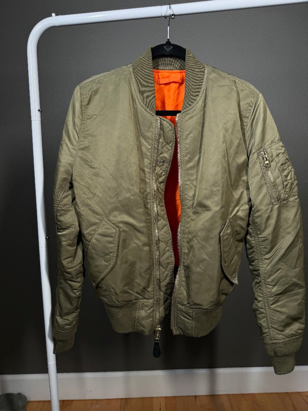 Alpha Industries Olive Bomber Jacket Mens Small Bright Orange Interior Full Zip